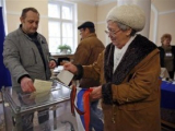 1,5 triệu người bỏ phiếu để quyết định vận mệnh Crimea