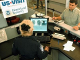 Mỹ cân nhắc siết chặt thủ tục xin thị thực