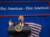 Trump kí sắc lệnh mới: Siết chặt visa dành cho lao động nước ngoài ở Mỹ