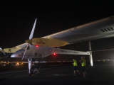 Máy bay chạy bằng pin mặt trời hoàn tất chuyến bay ngang nước Mỹ