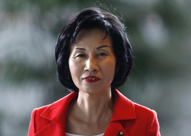 Japan's Justice Minister Midori Matsushima arrives at Prime Minister Shinzo Abe's official residence in Tokyo, in this September 3, 2014 file picture. Japanese PM Abe is considering replacing Justice Minister Matsushima over allegations of political funds misuse, as well as trade and industry minister Yuko Obuchi, who stepped down on October 20, 2014 after reports her political groups misspent funds, Kyodo news agency said. The opposition Democratic Party on October 17, 2014 filed a criminal complaint against Matsushima, accusing her of violating the election law by distributing paper fans to voters. REUTERS/Yuya Shino/Files (JAPAN - Tags: POLITICS BUSINESS HEADSHOT PROFILE)